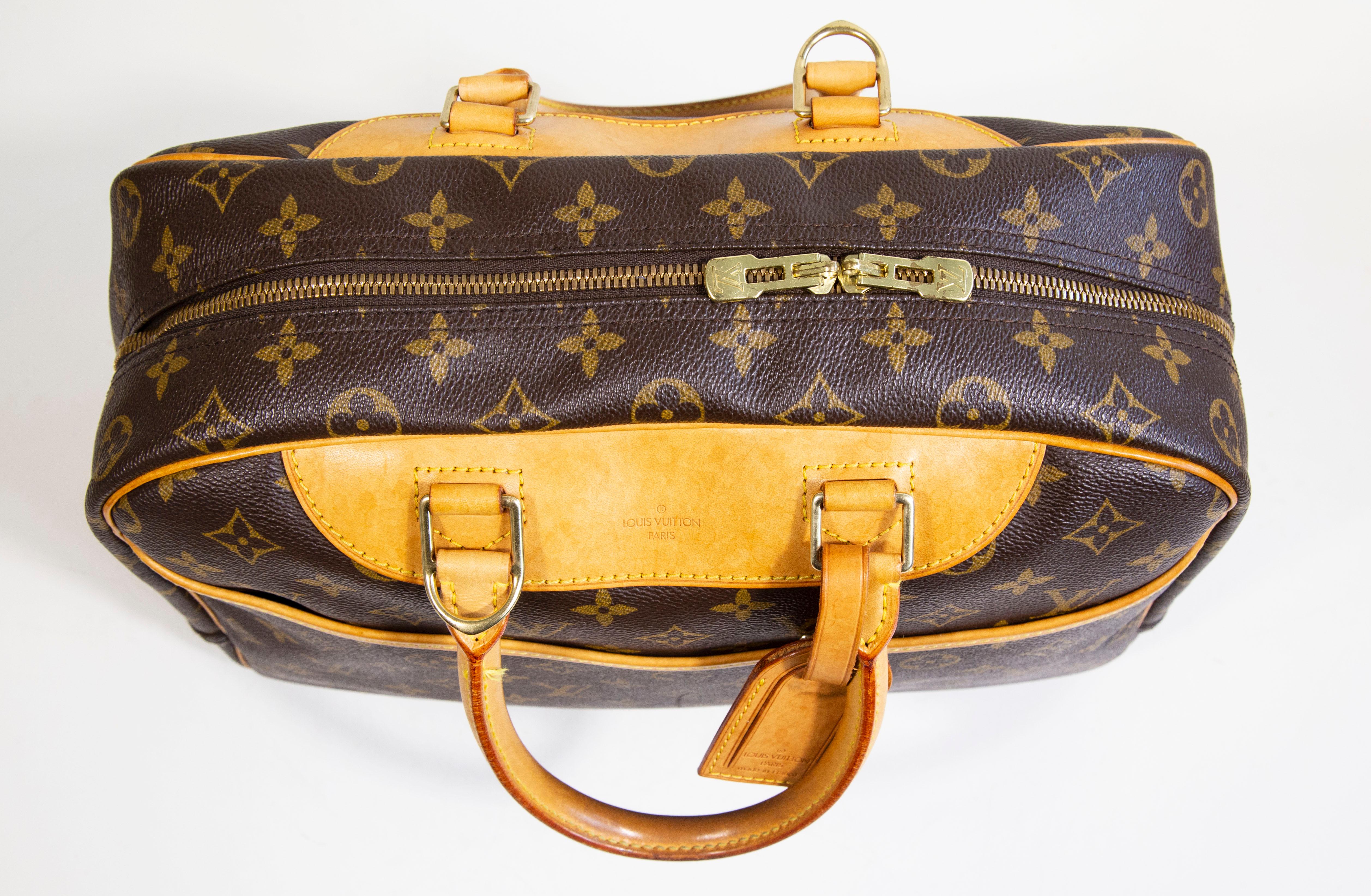 Louis Vuitton Deauville Handbag in Brown Monogram Canvas & Vachetta Leather 1997 For Sale 7