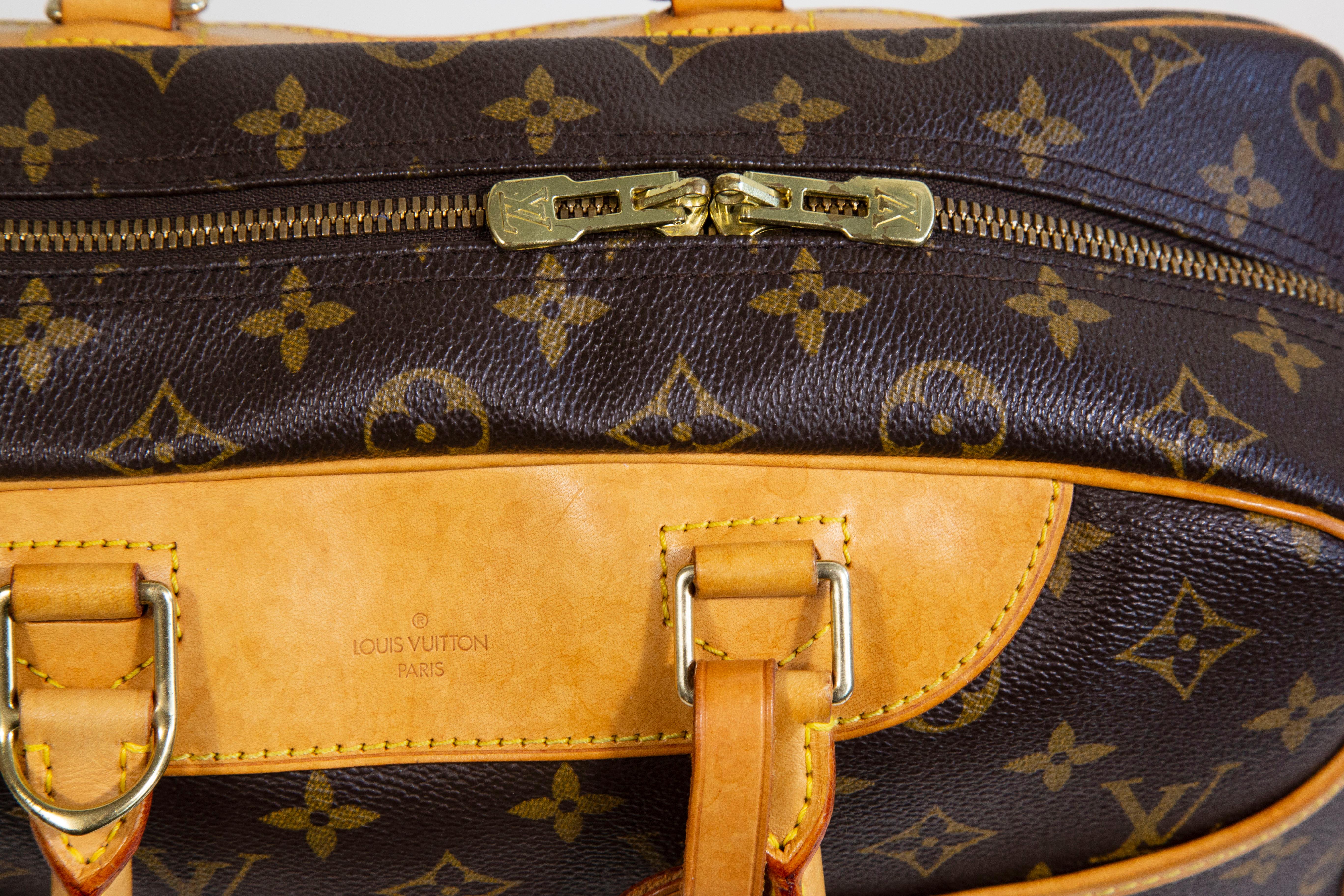 Louis Vuitton Deauville Handbag in Brown Monogram Canvas & Vachetta Leather 1997 For Sale 8