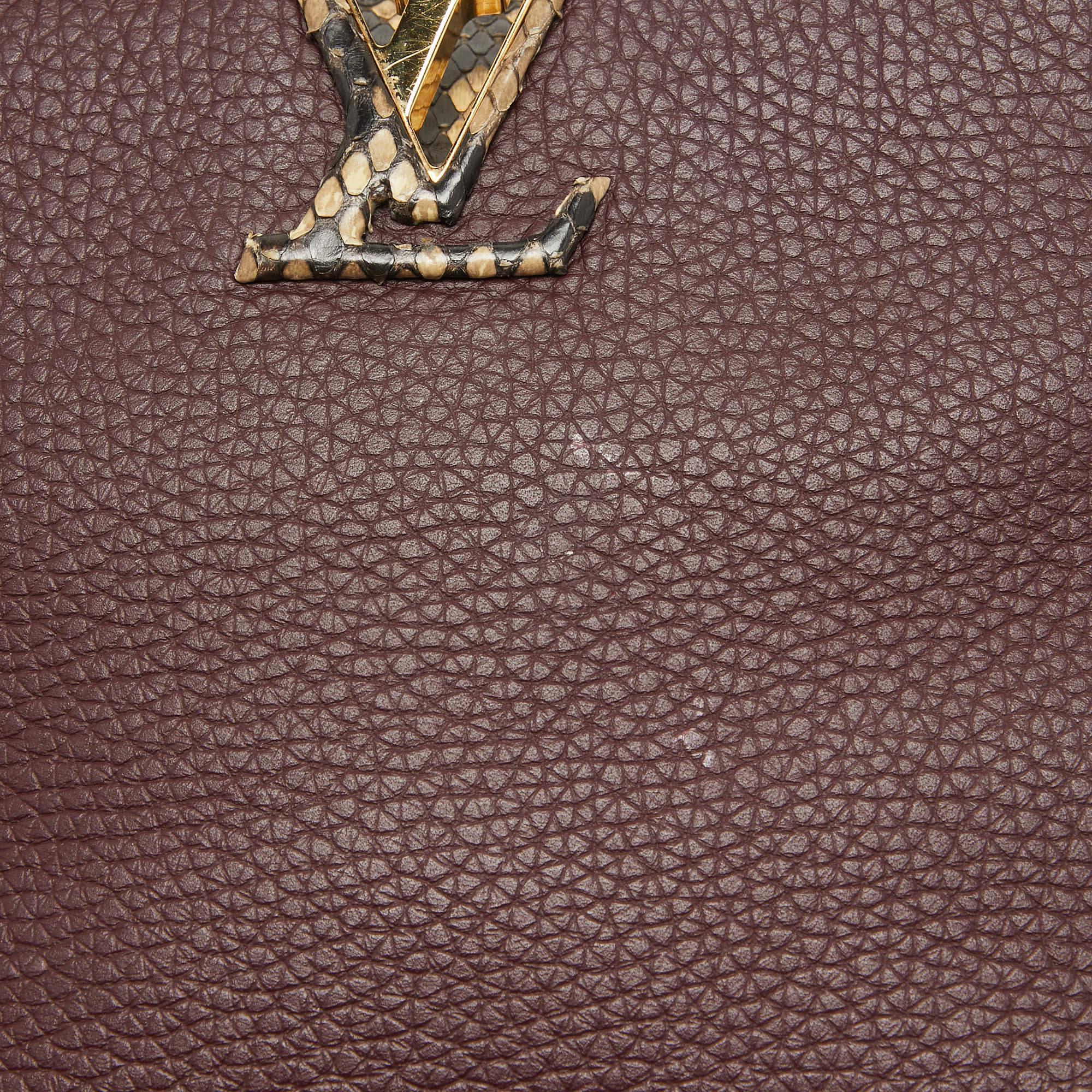 Louis Vuitton sac BB Capucines violet profond/beige en cuir et python en vente 1