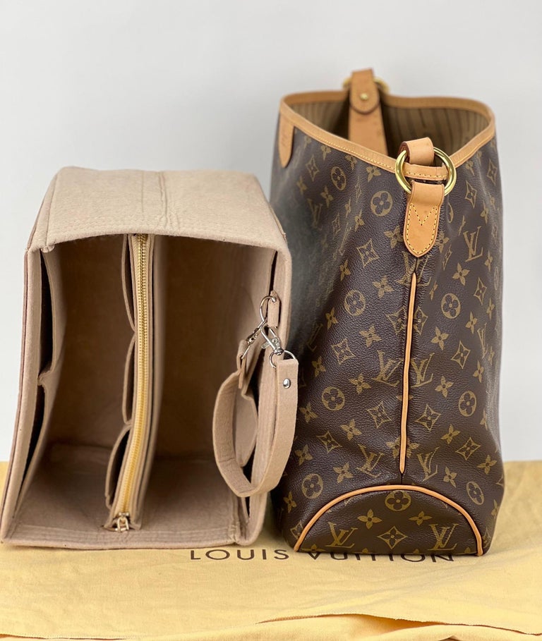 Brown Louis Vuitton Delightful MM Tote Monogram Canvas Shoulder Bag added insert  For Sale