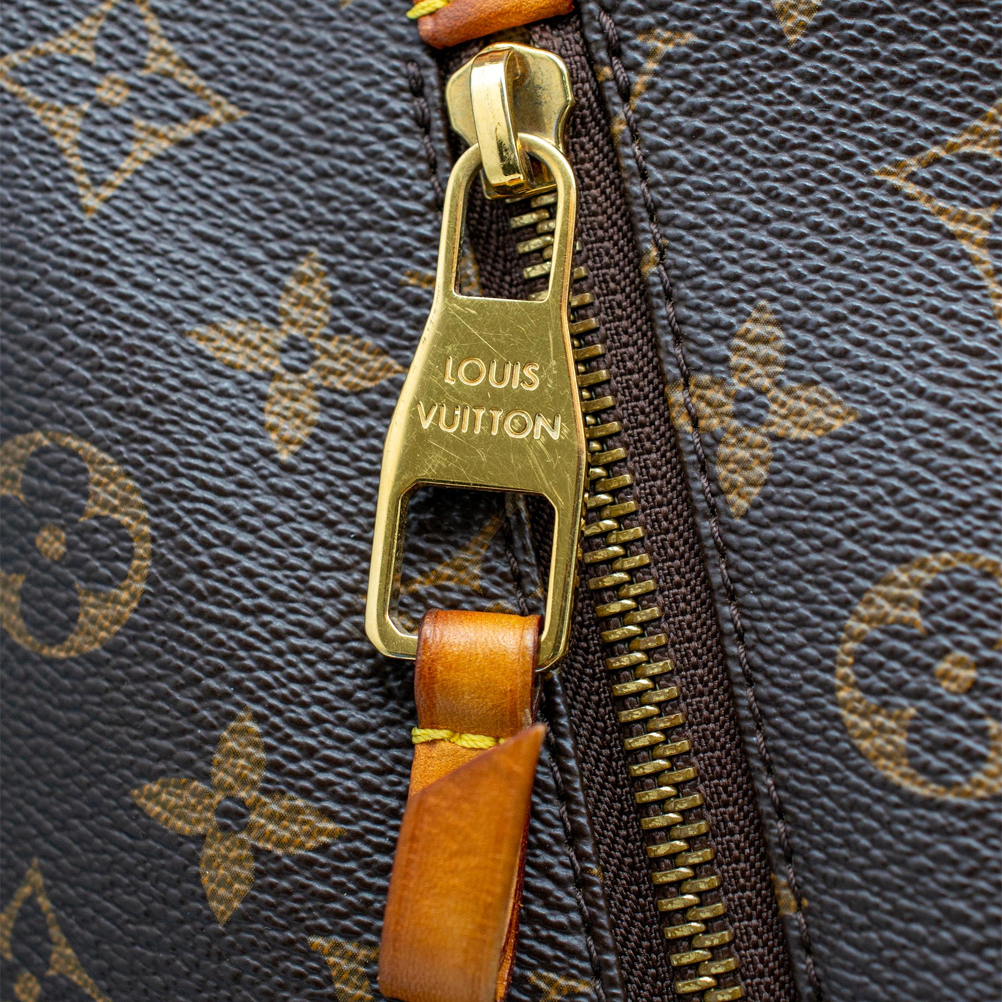 Louis Vuitton Delightful Monogram Canvas GM M40354 Leather Ladies Handbag In Excellent Condition For Sale In Houston, US