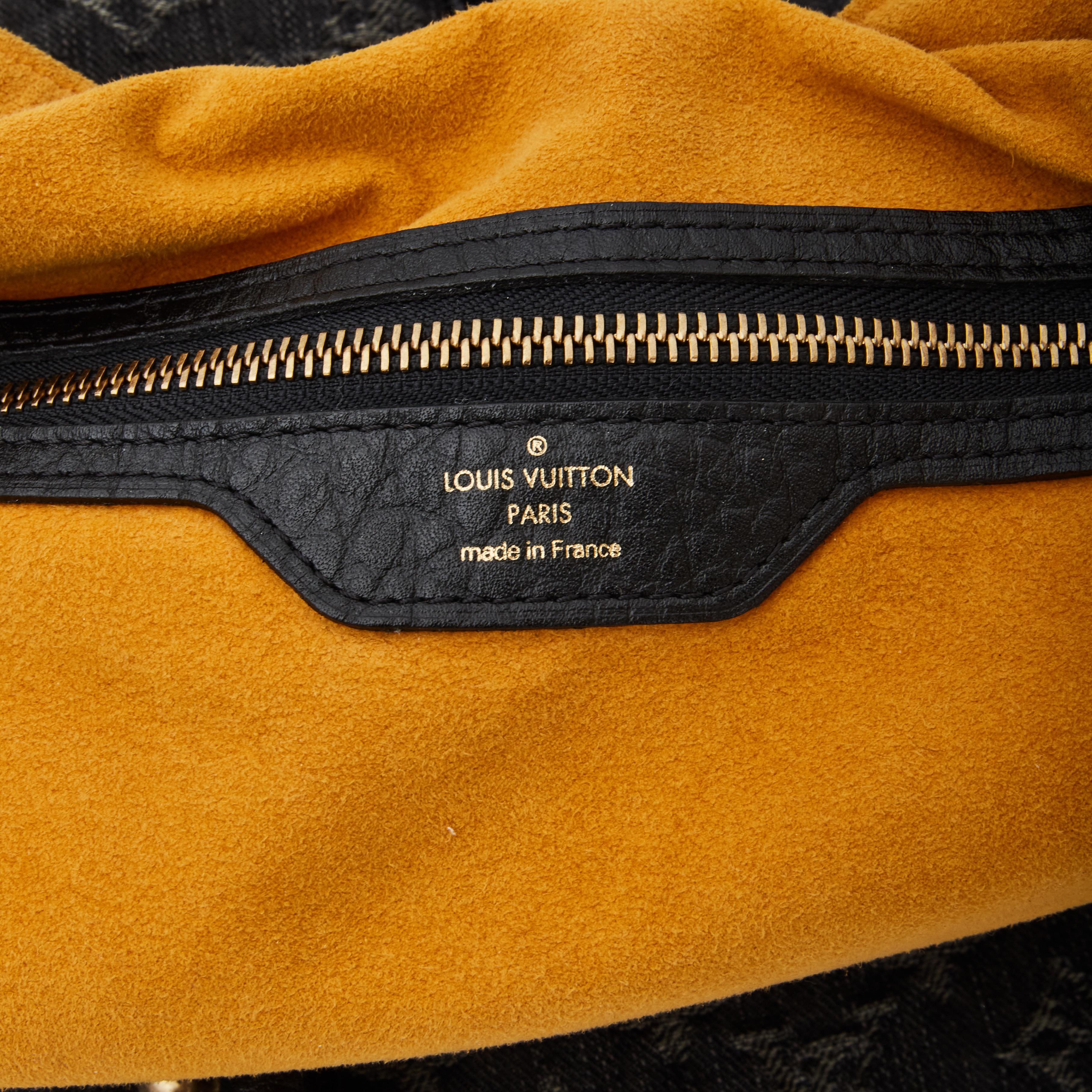 Louis Vuitton Denim Mahina XL Black Hobo Bag (2008) 3