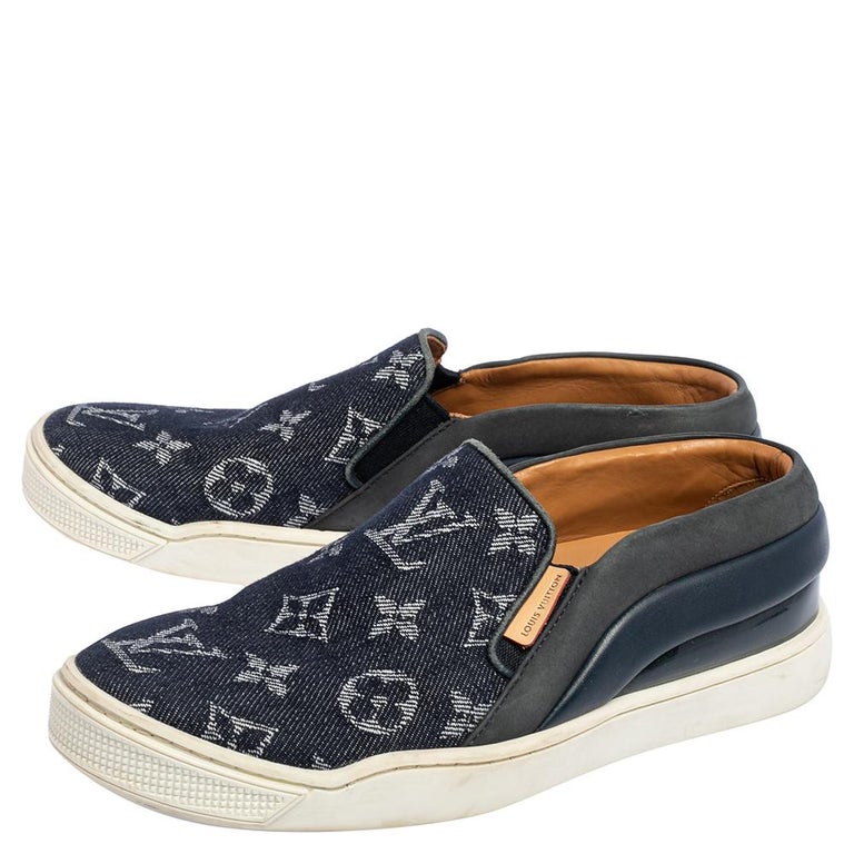 Louis Vuitton Denim Monogram Tempo Slip On Sneakers Size 34 For Sale at  1stDibs