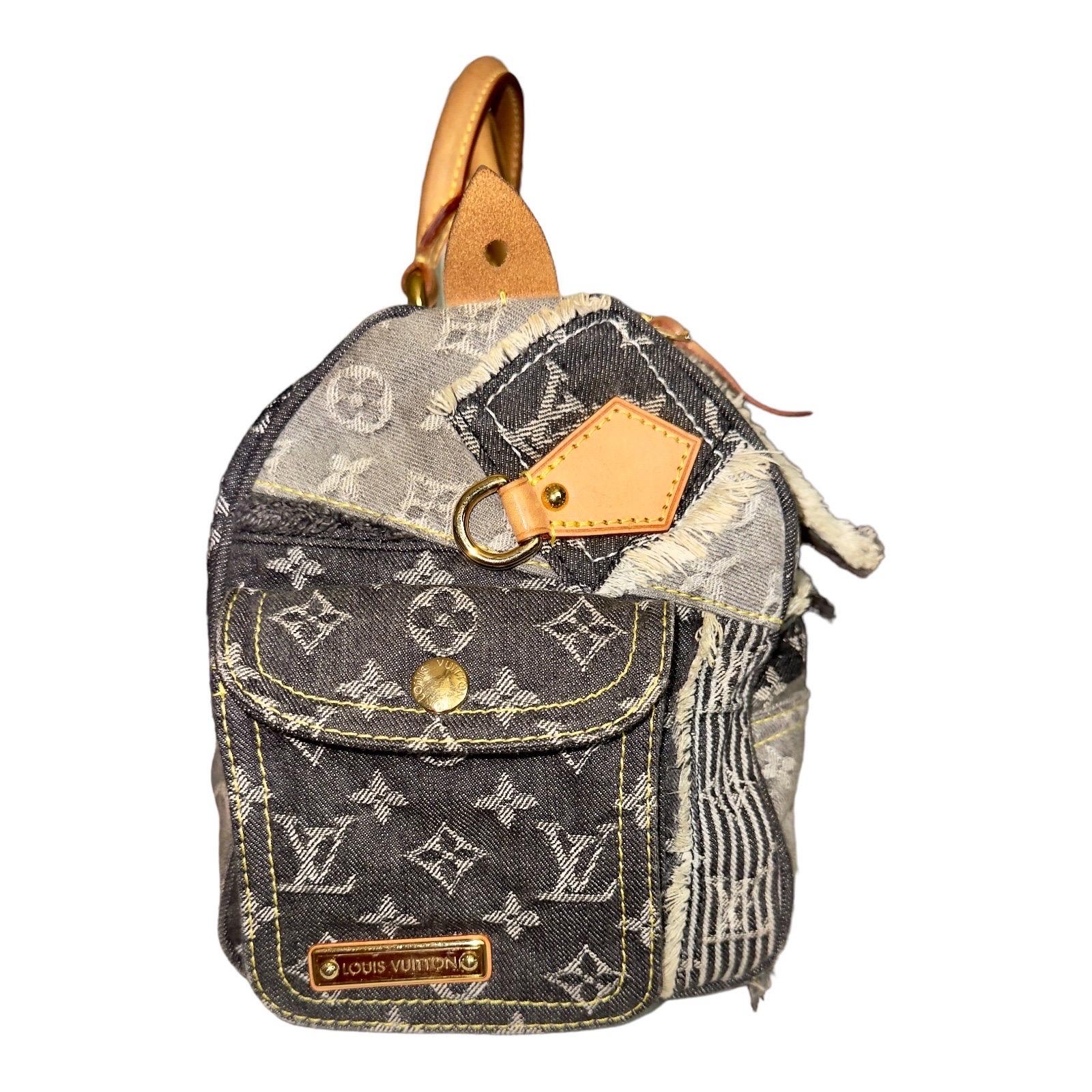 LIMITED EDITION - A rare gem by Louis Vuitton designed by Marc Jacobs
Sold out immediately
AD campaign with Scarlett Johansson for SS 2007
Patchwork design
Denim fabric with the famous LV monogram &