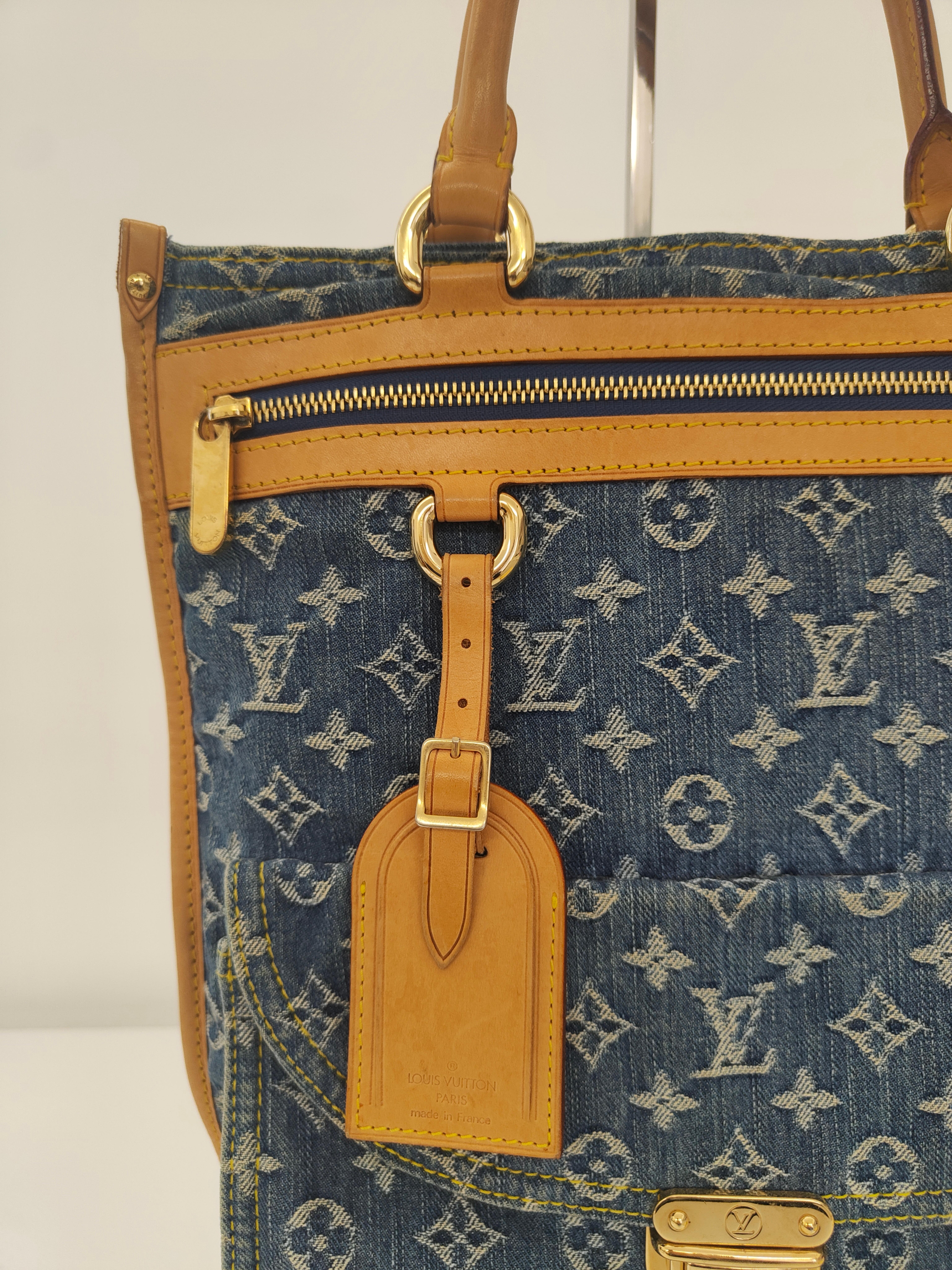Louis Vuitton denim sac plat 4