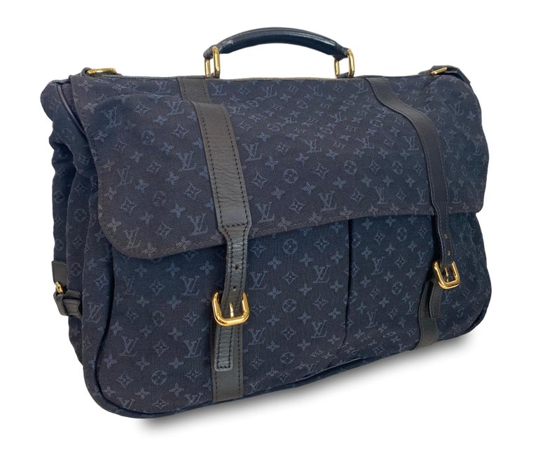 Louis Vuitton Denise Messenger Shoulder Bag in Monogram Idylle, France 2002. This incredibly versatile and stylish messenger comes in a limited edition 