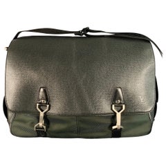 LOUIS VUITTON Dersou Taiga Black Green Nylon Twill Leather Messenger Bag