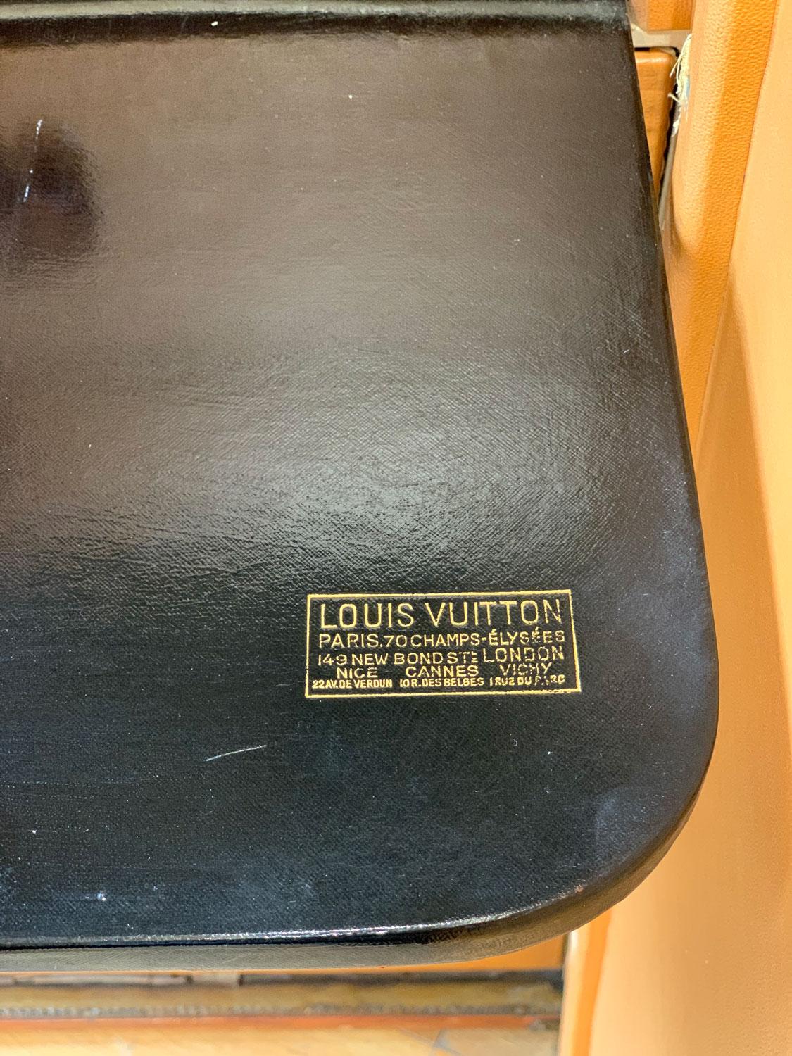 Canvas Louis Vuitton Desk Trunk, circa 1925 For Sale