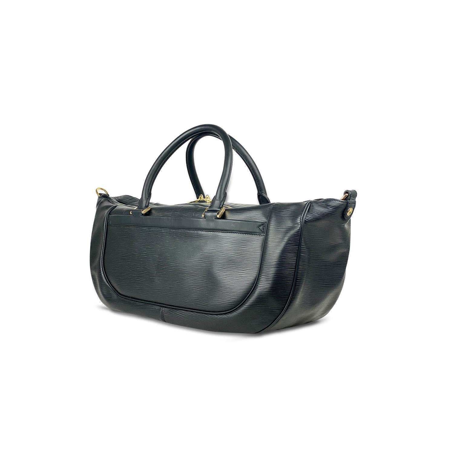 Louis Vuitton Dhanura GM In Good Condition For Sale In Sundbyberg, SE