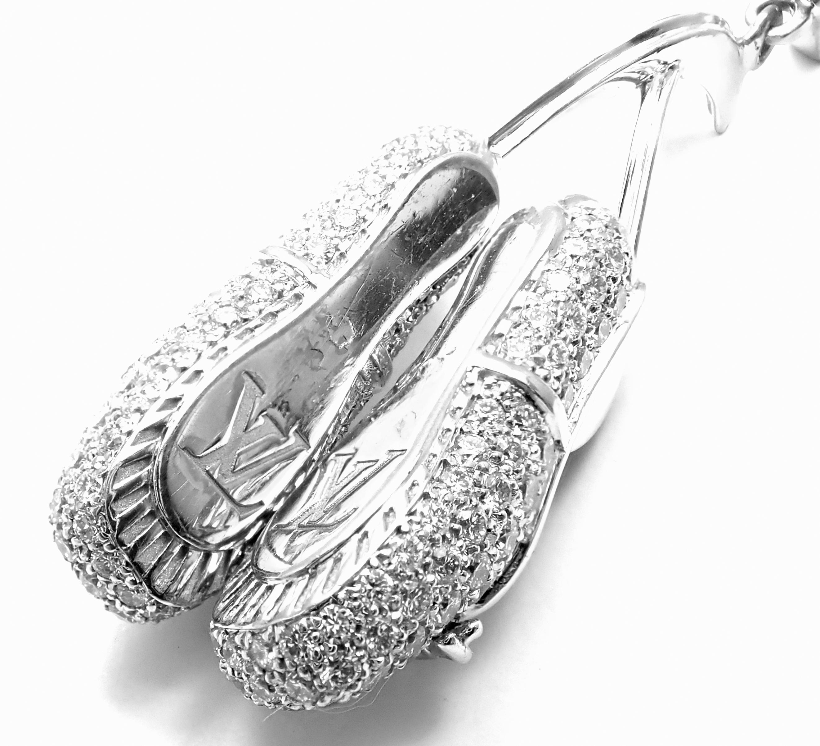 Louis Vuitton Diamond Ballet Shoes White Gold Charm Pendant In Excellent Condition In Holland, PA