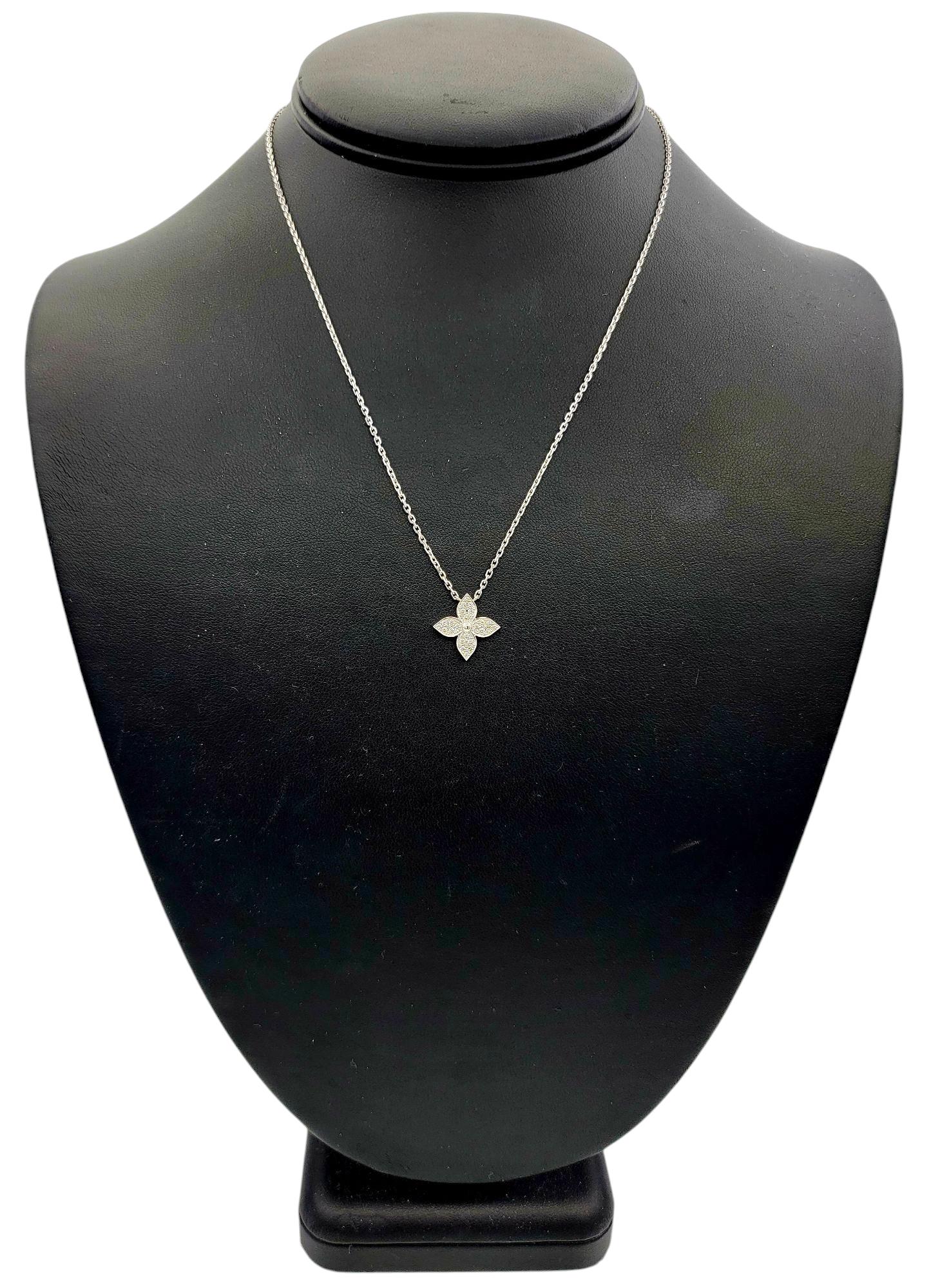 Louis Vuitton Diamond Idylle Star Blossom Pendant Necklace 18 Karat White Gold For Sale 4