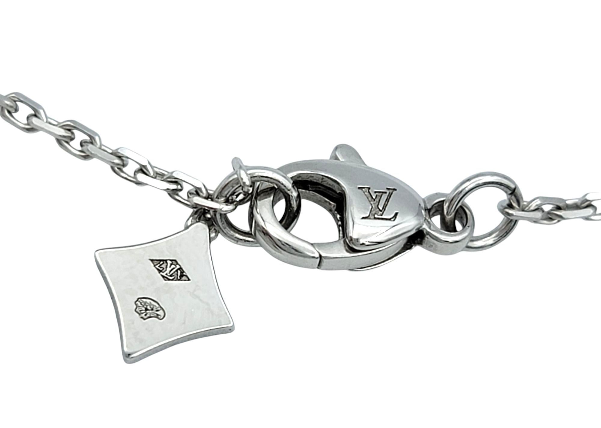 Louis Vuitton Diamond Idylle Star Blossom Pendant Necklace 18 Karat White Gold For Sale 1