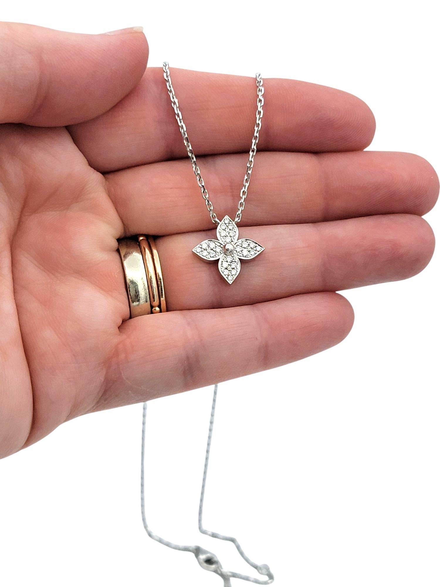 Louis Vuitton Diamond Idylle Star Blossom Pendant Necklace 18 Karat White Gold For Sale 3