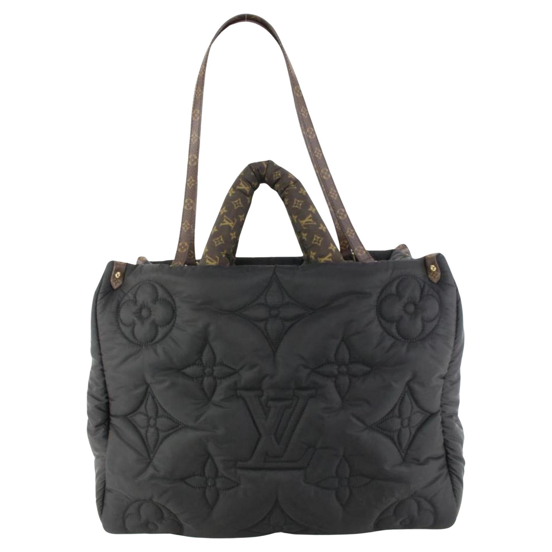 Louis Vuitton Discontinued Black Pillow Puffer Onthego GM 2way Tote  1LVJ1017 at 1stDibs
