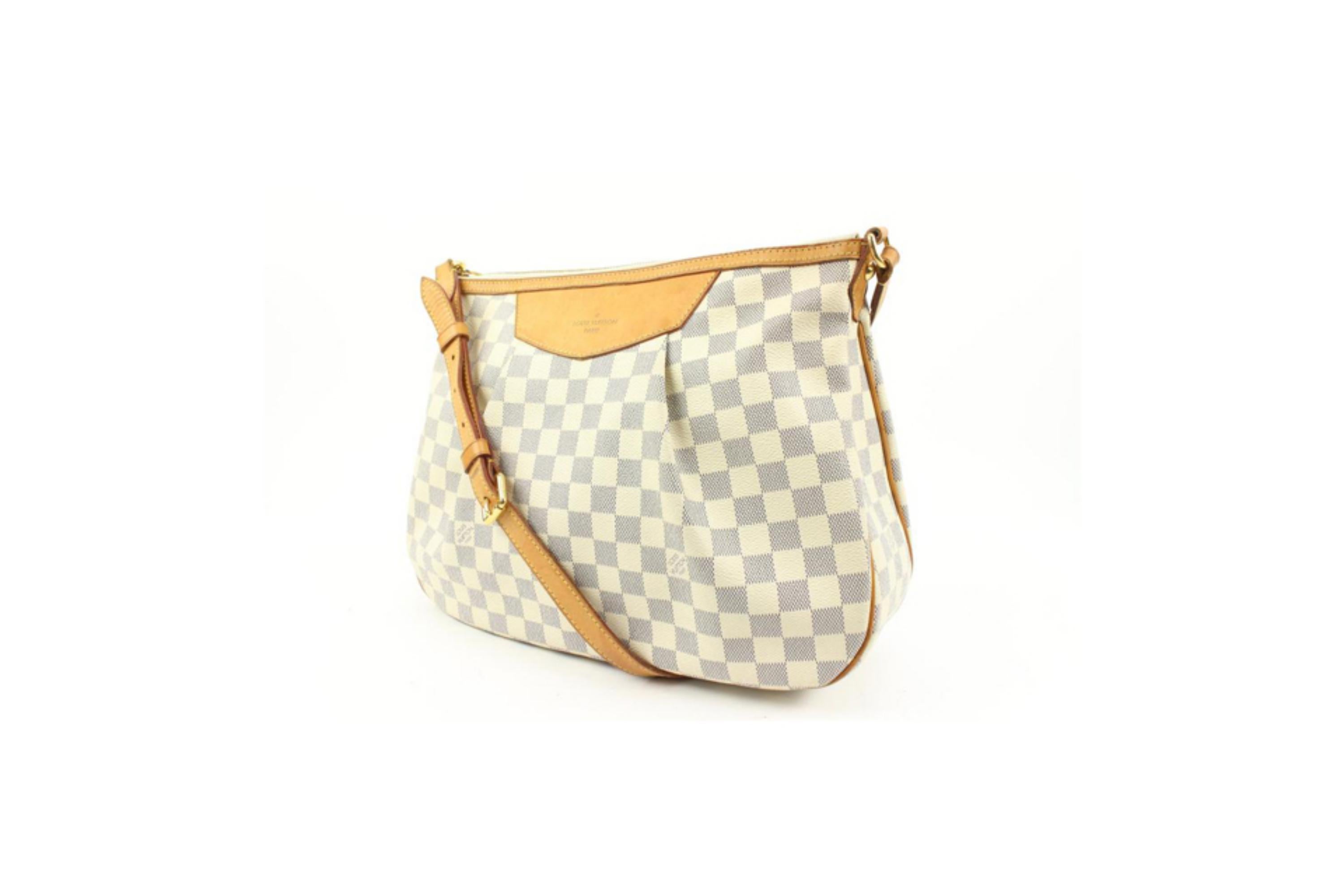 Louis Vuitton Discontinued Damier Azur Siracusa MM Bloomsbury Crossbody 63lv23s
Date Code/Serial Number: MI3151
Made In: France
Measurements: Length:  14.5