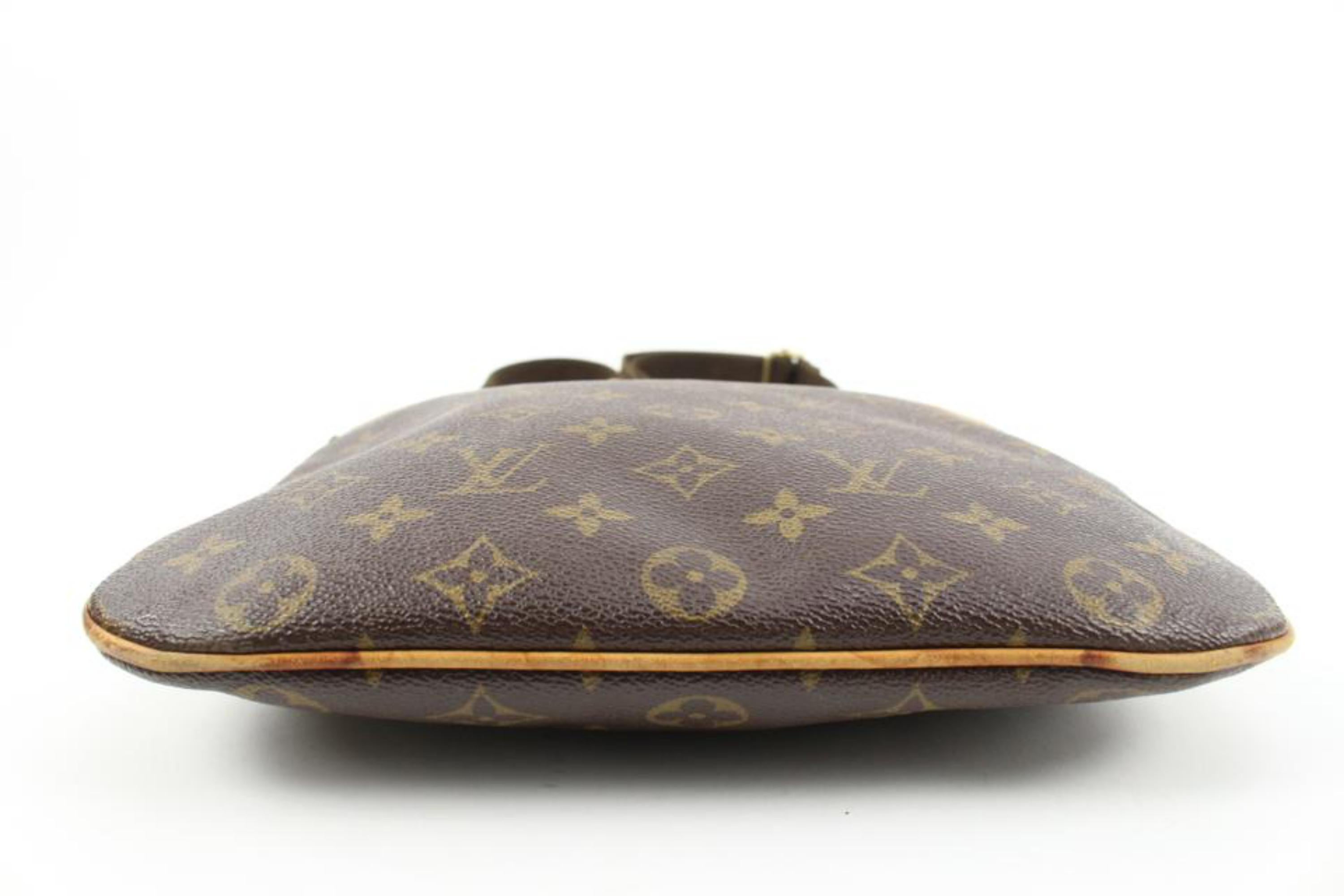 Louis Vuitton Discontinued Monogram Pochette Bosphore Crossbody Bag s28lv23 1
