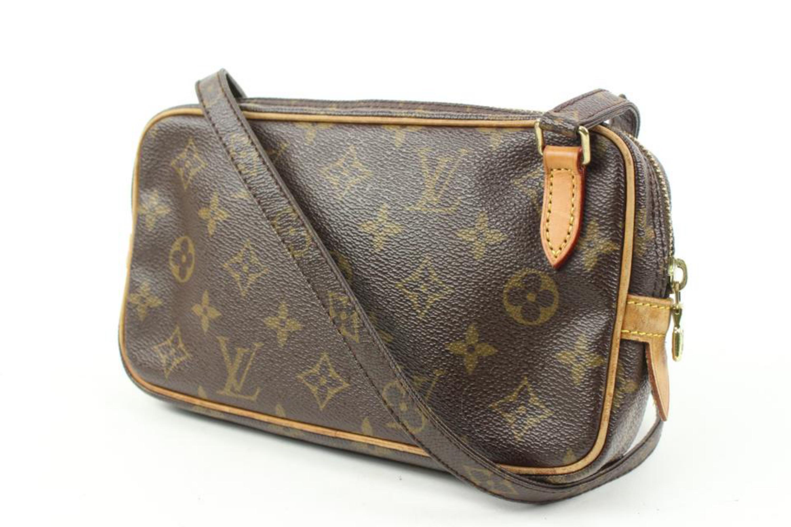 Louis Vuitton Discontinued Monogram Pochette Marly Bandouliere Crossbody 9lv126s
Date Code/Serial Number: DU0023
Made In: France
Measurements: Length:  8.5