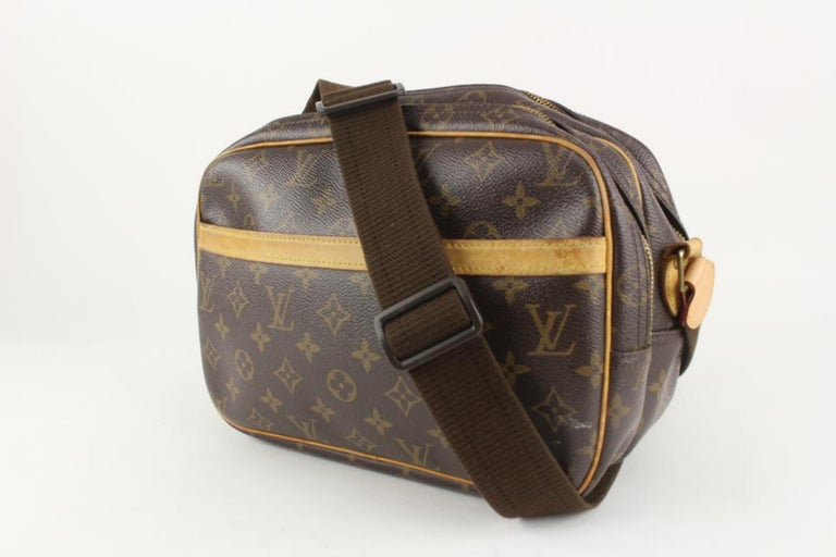 Louis Vuitton Discontinued Monogram Reporter PM Messenger Crossbody Bag  1215lv4 For Sale at 1stDibs