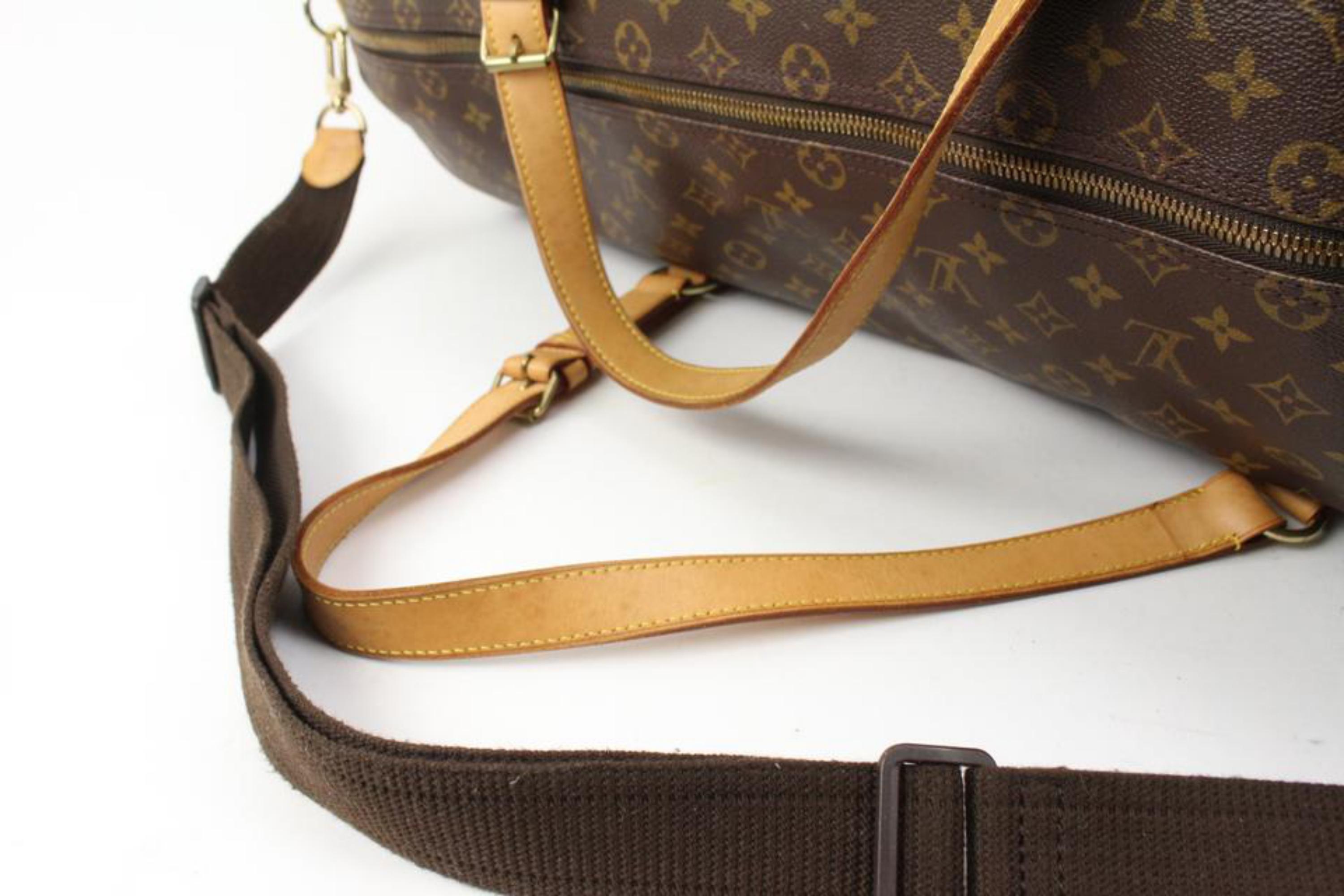 Louis Vuitton Discontinued Monogram Sac Polochon 70 Keepall Bandouliere 125lv36  In Good Condition For Sale In Dix hills, NY