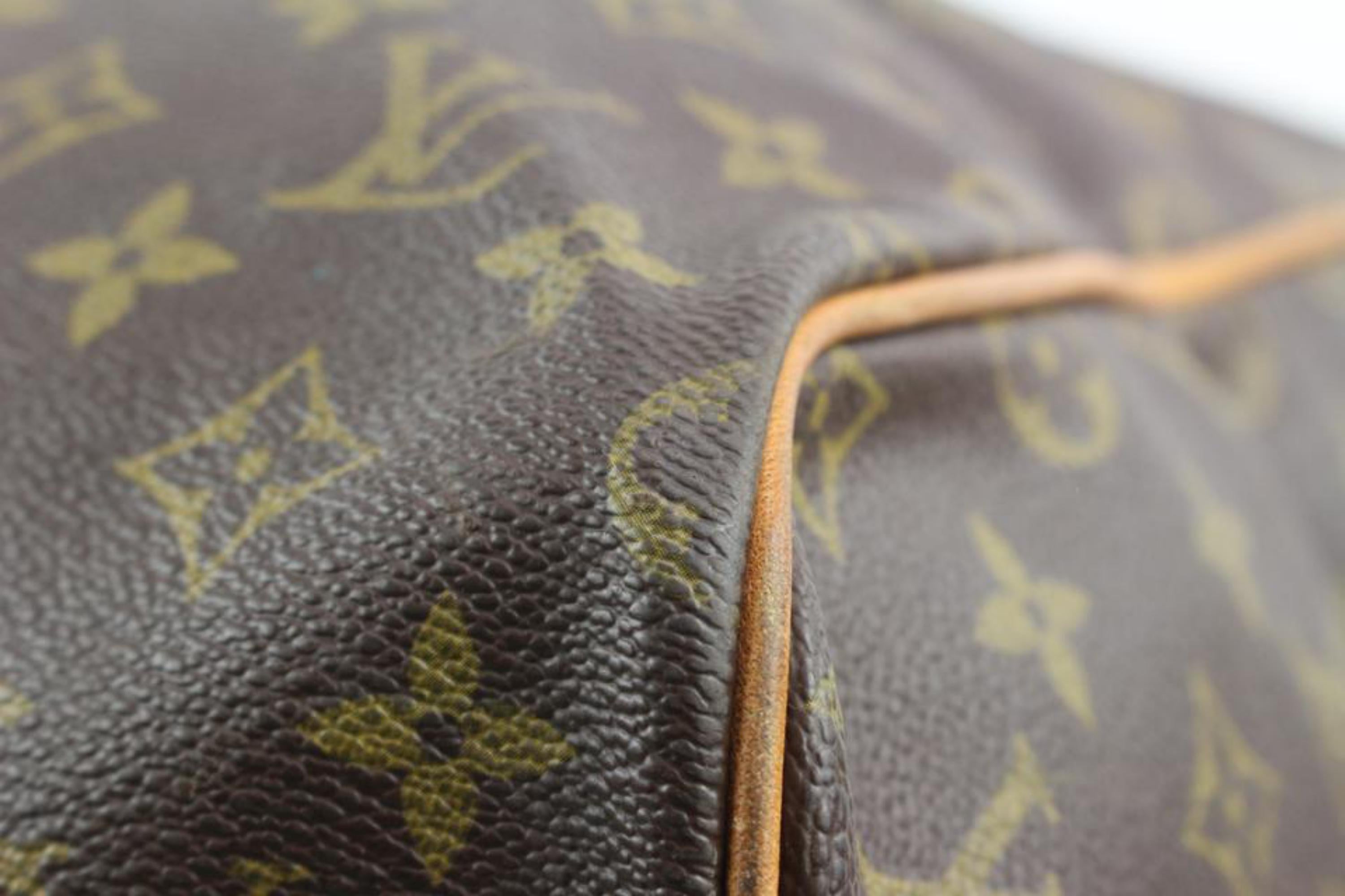 Louis Vuitton Discontinued Monogram Sac Souple 55 Duffle Bag 24lk31s In Fair Condition For Sale In Dix hills, NY