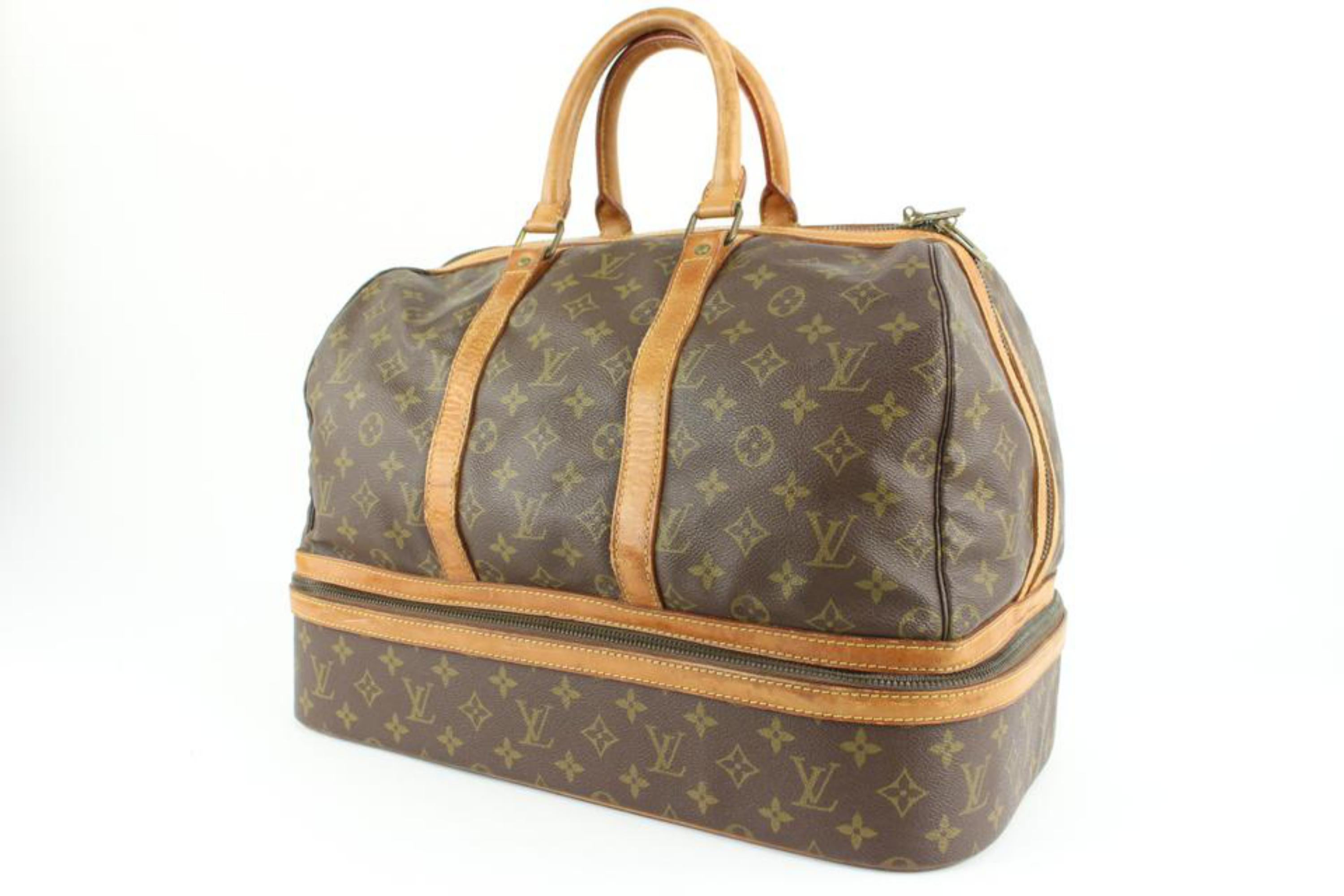 Louis Vuitton Discontinued Monogram Sac Sport Duffle with Shoe Trunk Base 113lv56
Made In: France
Measurements: Length:  17