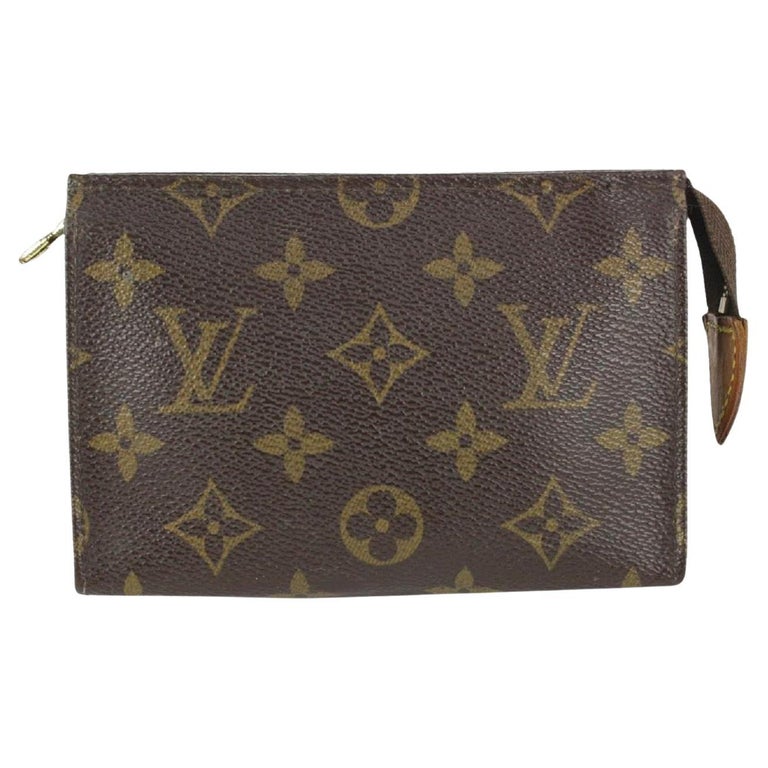 Vintage Louis Vuitton Soufflot Cipango Gold Epi leather bag + pouch For  Sale at 1stDibs