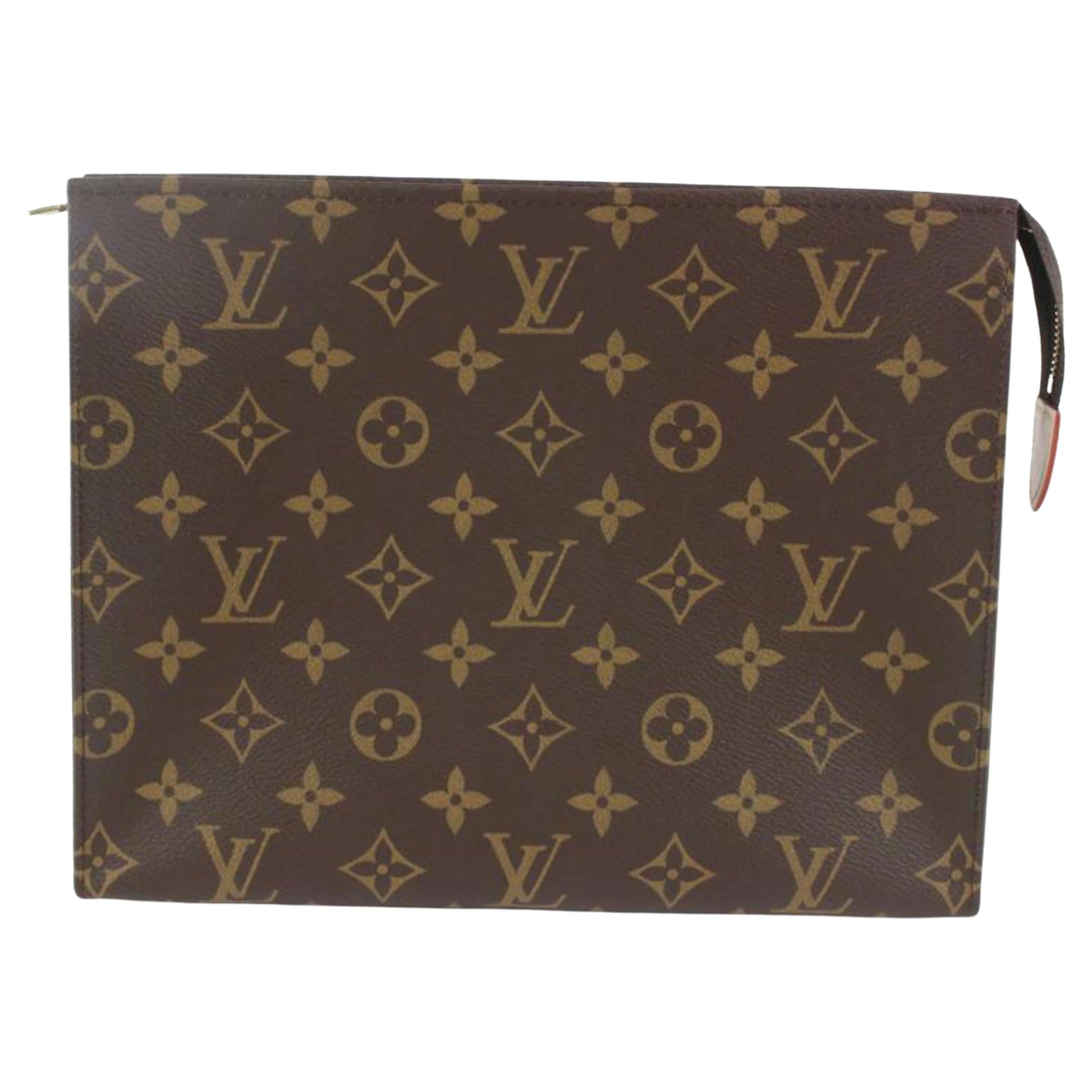 Louis Vuitton Discontinued Monogram Toiletry Pouch 26 Cosmetic Case 1LK1118 For Sale