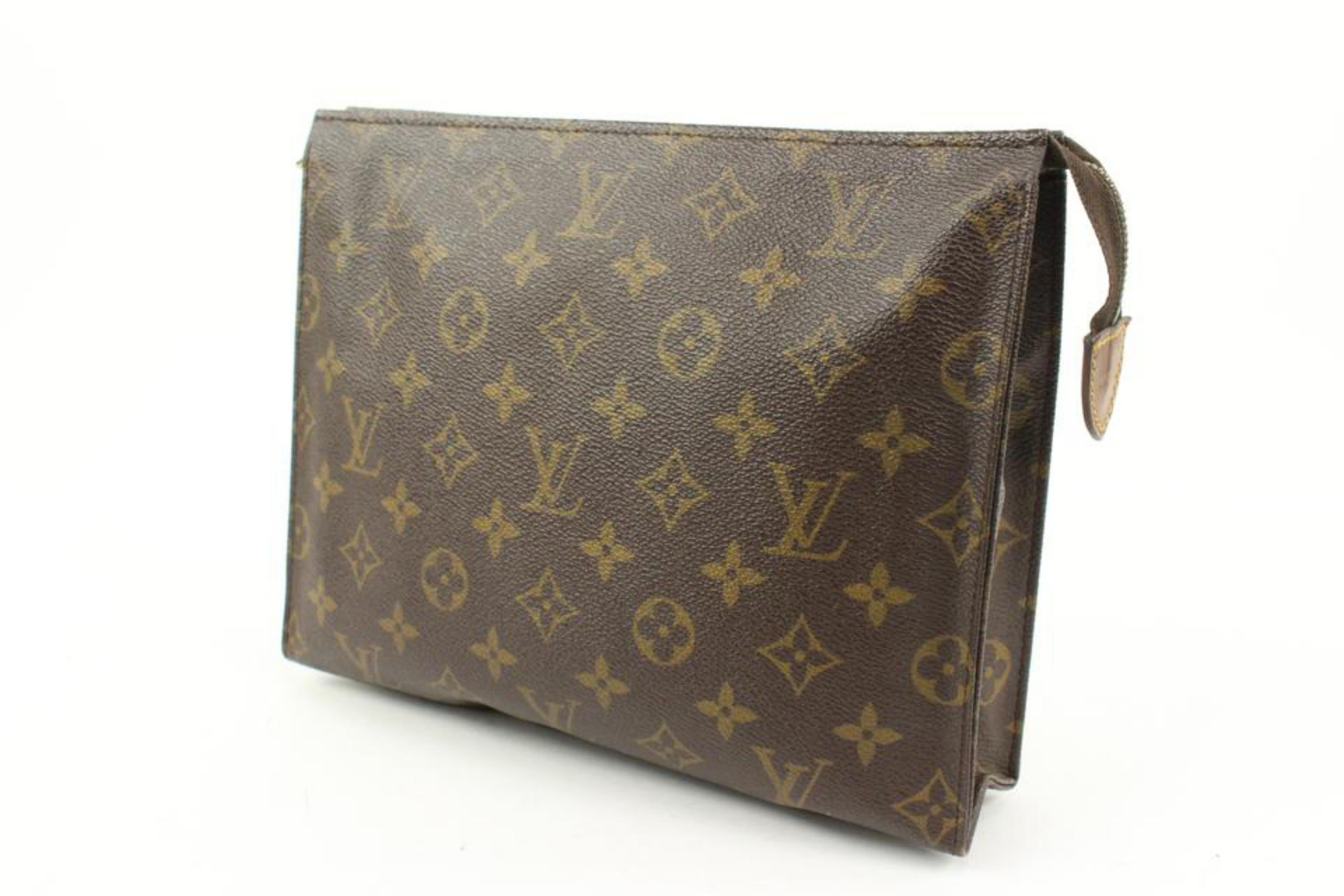 Louis Vuitton Discontinued Monogram Toiletry Pouch 26 Poche Toilette 48LV22S
Date Code/Serial Number: 881 TH
Made In: France
Measurements: Length:  9.75