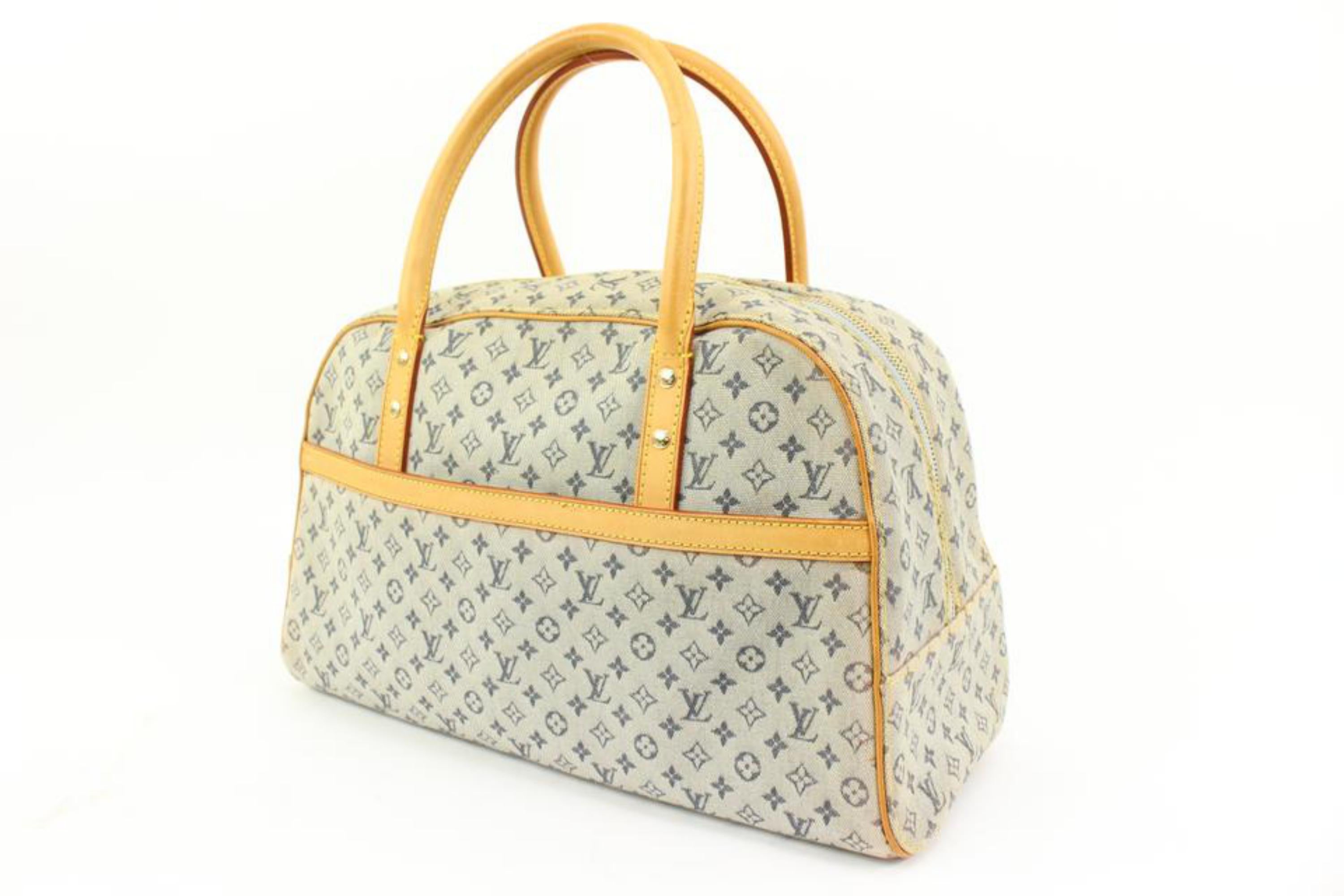 Louis Vuitton Discontinued Navy x Grey Monogram Mini Lin Marie Speedy Bag 65lv315s
Date Code/Serial Number: CA0050
Made In: Spain
Measurements: Length:  14