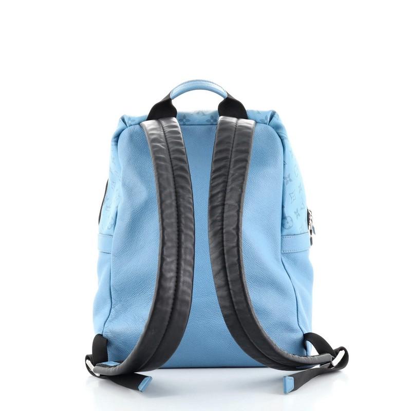 Louis Vuitton Discovery Rucksack mit Monogramm Taigarama PM (Blau)