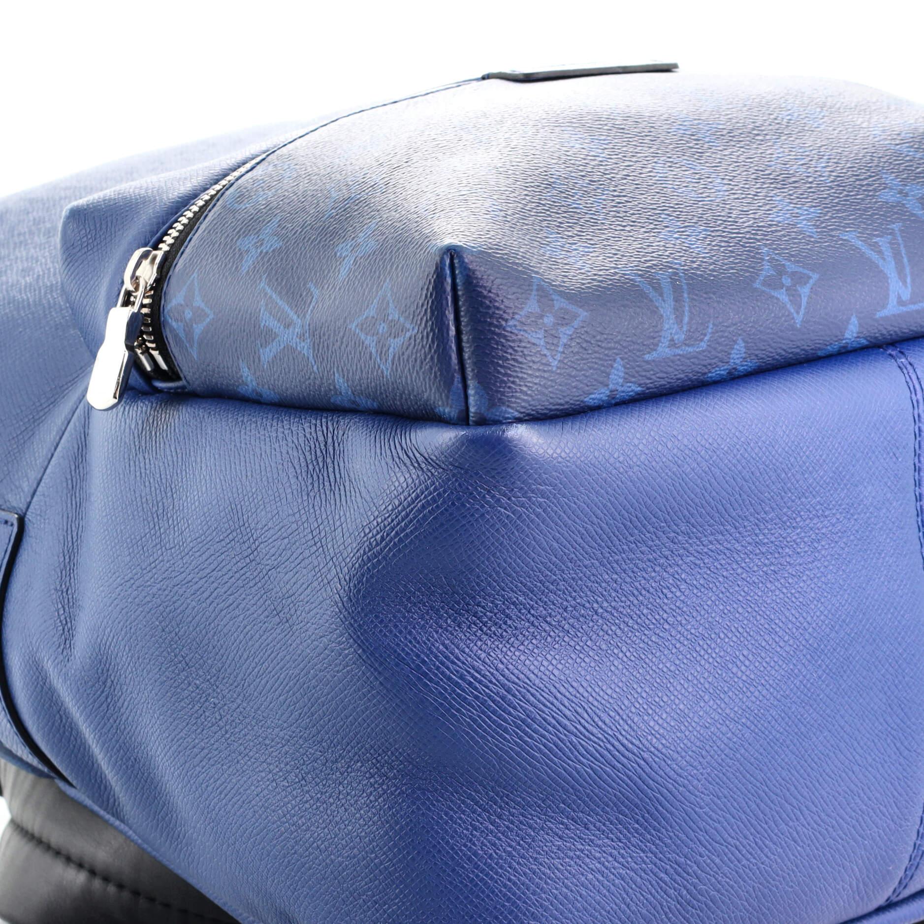 Louis Vuitton Discovery Rucksack mit Monogramm Taigarama PM für Damen oder Herren
