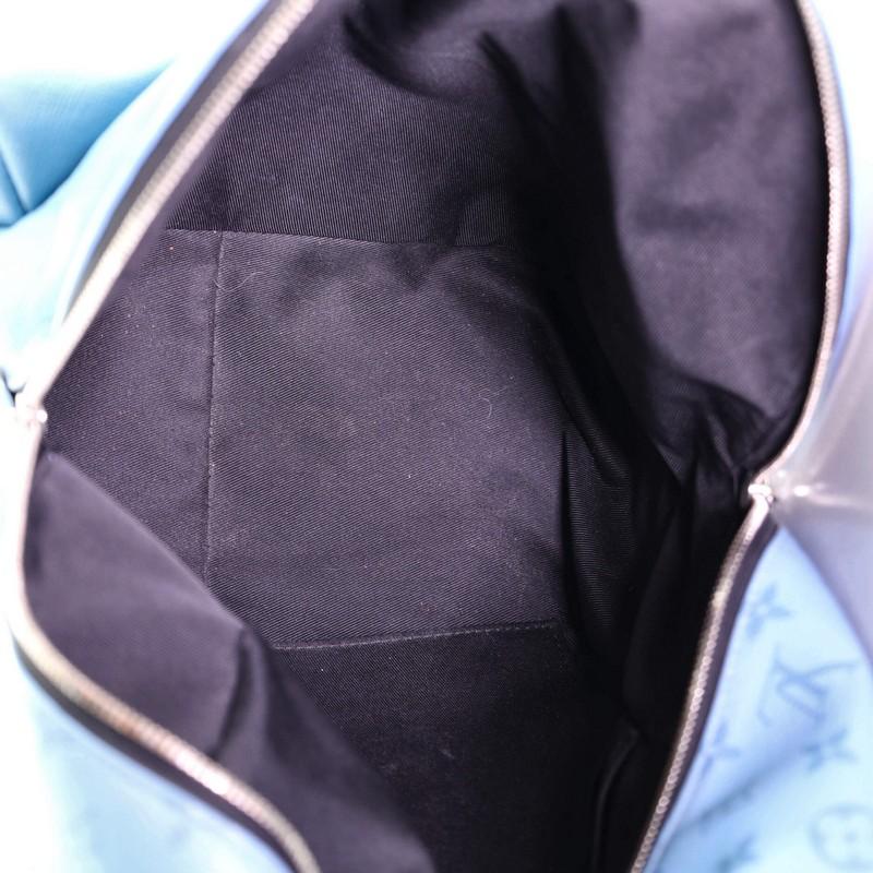 Louis Vuitton Discovery Rucksack mit Monogramm Taigarama PM für Damen oder Herren