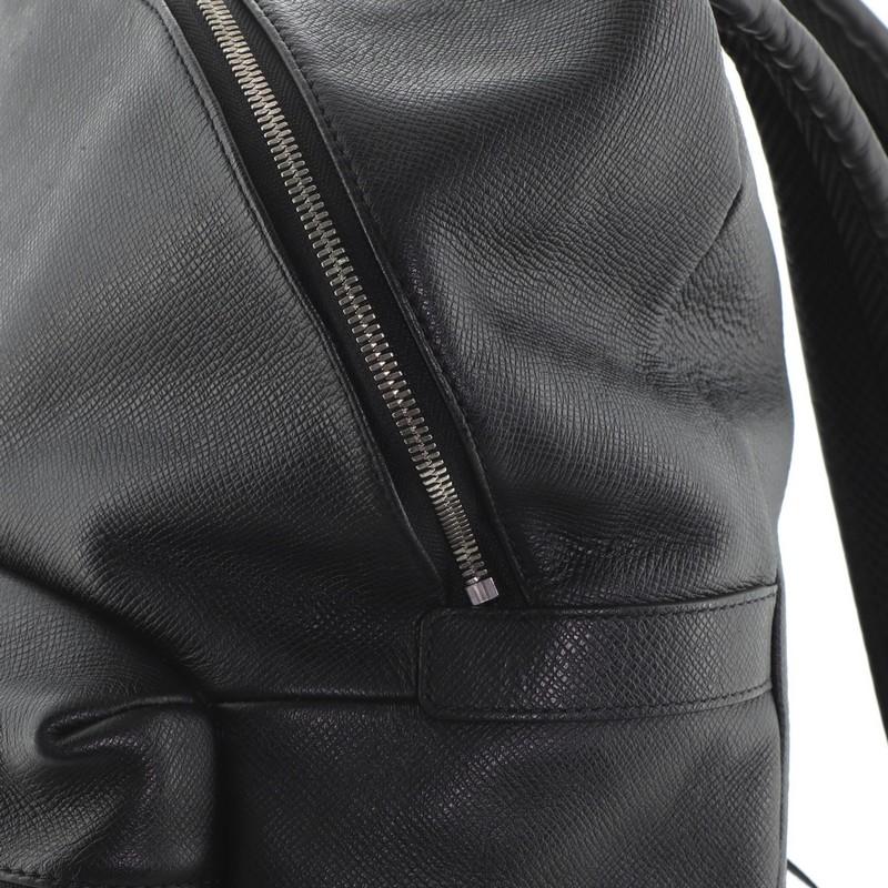 Louis Vuitton Discovery Backpack Taiga Leather PM 3