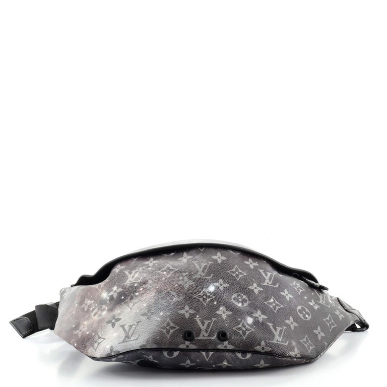 Louis Vuitton Discovery Bumbag Galaxy Limited Edition