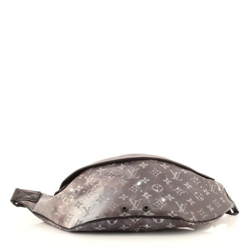 Women's or Men's Louis Vuitton Discovery Bumbag Limited Edition Monogram Galaxy Canvas