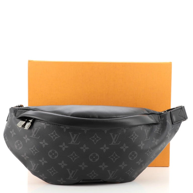 Louis Vuitton Discovery Bumbag Monogram Eclipse Canvas at 1stDibs