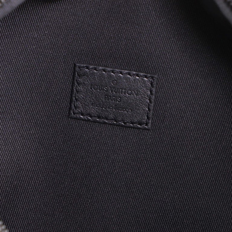 Louis Vuitton Monogram Shadow Discovery Bumbag - Black Waist Bags