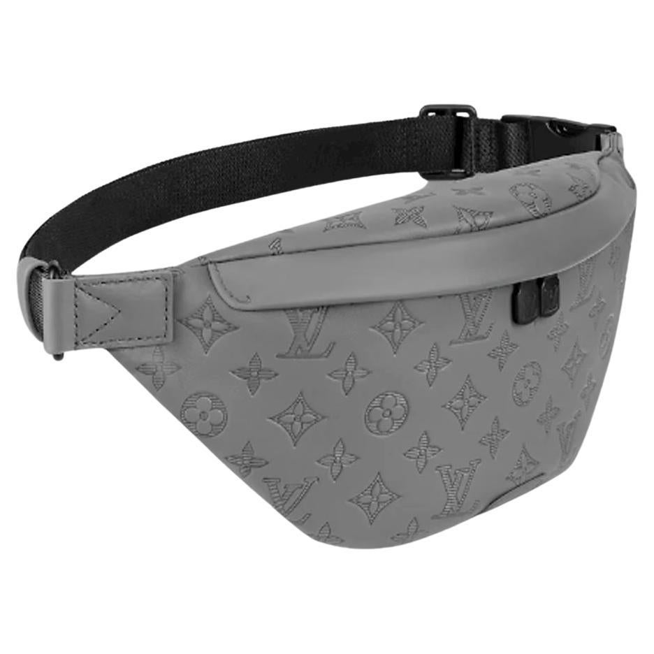 Louis Vuitton Discovery fanny pack anthracite gray Monogram Shadow
