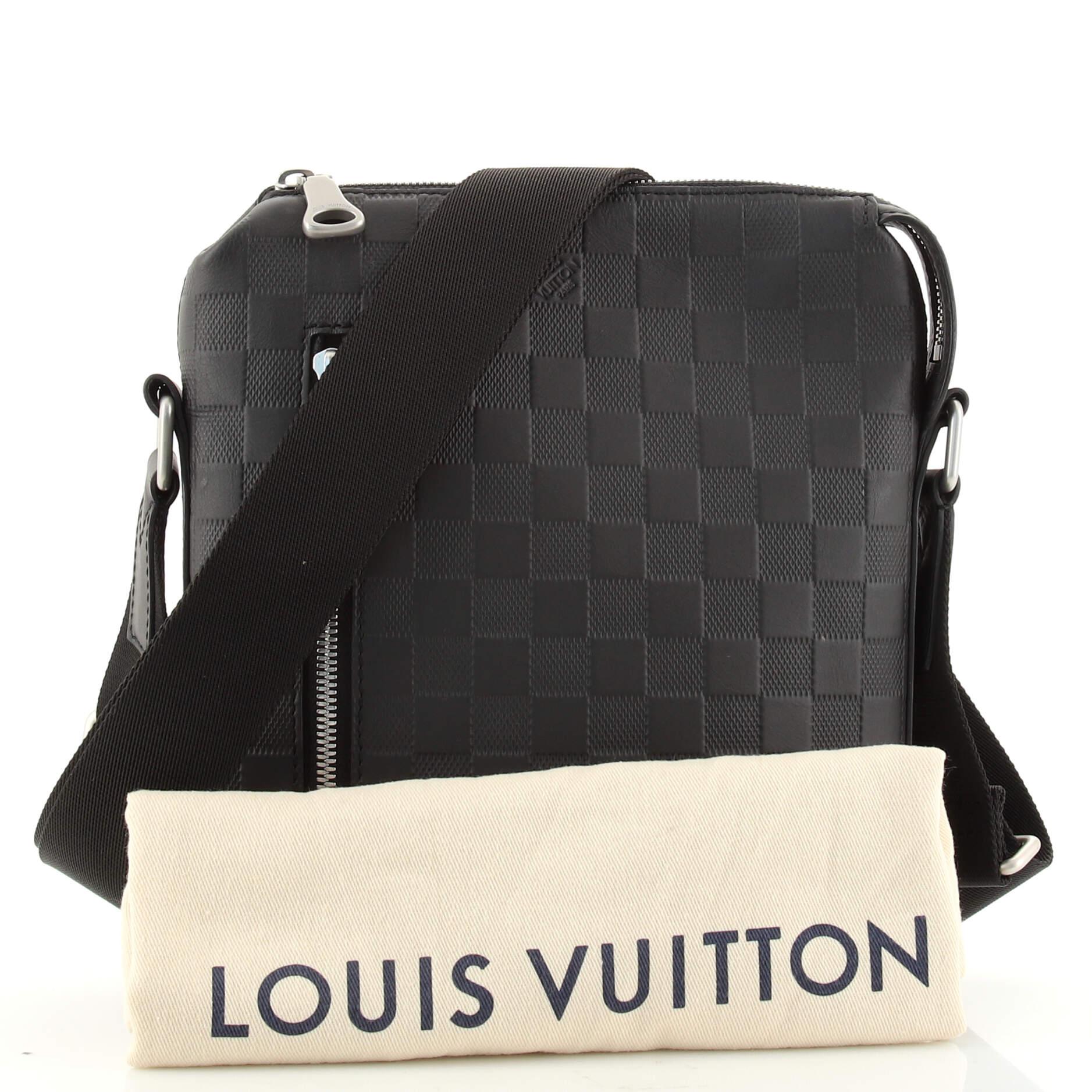 Authenticated Louis Vuitton Damier Infini Discovery Messenger BB Brown