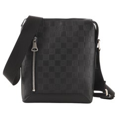 Louis Vuitton Discovery Messenger Bag Damier Infini Leather BB