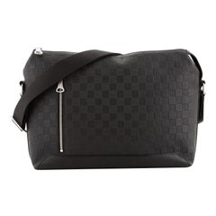 Louis Vuitton Discovery Messenger Bag Damier Infini Leather MM