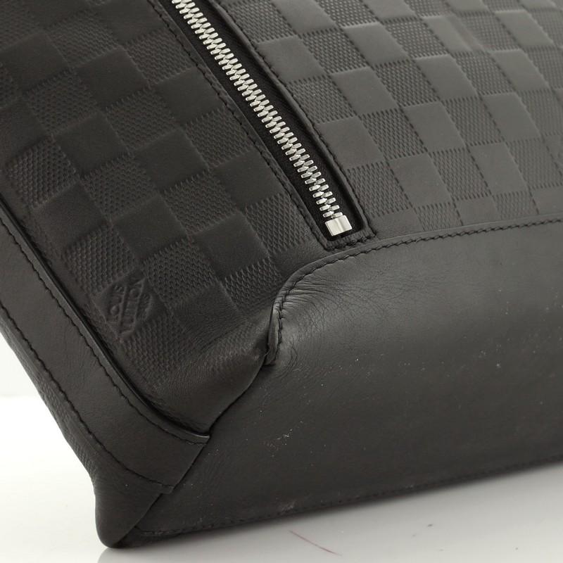 Women's or Men's Louis Vuitton Discovery Messenger Bag Damier Infini Leather PM
