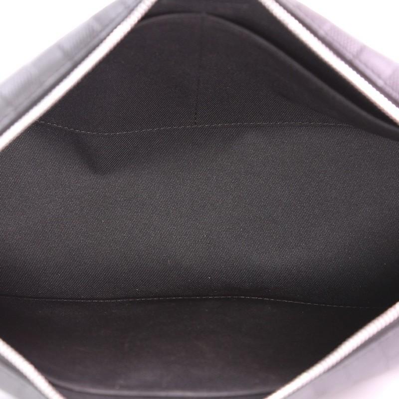 Black Louis Vuitton Discovery Messenger Bag Damier Infini Leather PM