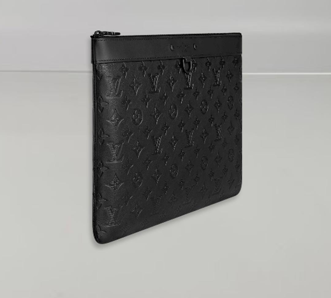 Women's or Men's Louis Vuitton Discovery Pochette Black Monogram Shadow Leather