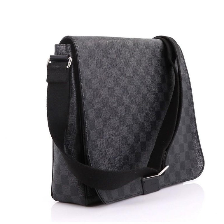 Louis Vuitton District Messenger Bag Damier Graphite MM at 1stdibs