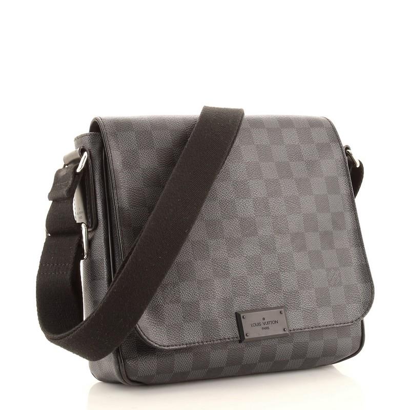 Condition: Good. Creasing on exterior, wear on exterior and flap wax edges, pilling on strap. Peeling on base corners, discoloration on interior opening trim, marks in interior, scratches on hardware.
Accessories: No Accessories
Measurements: Height