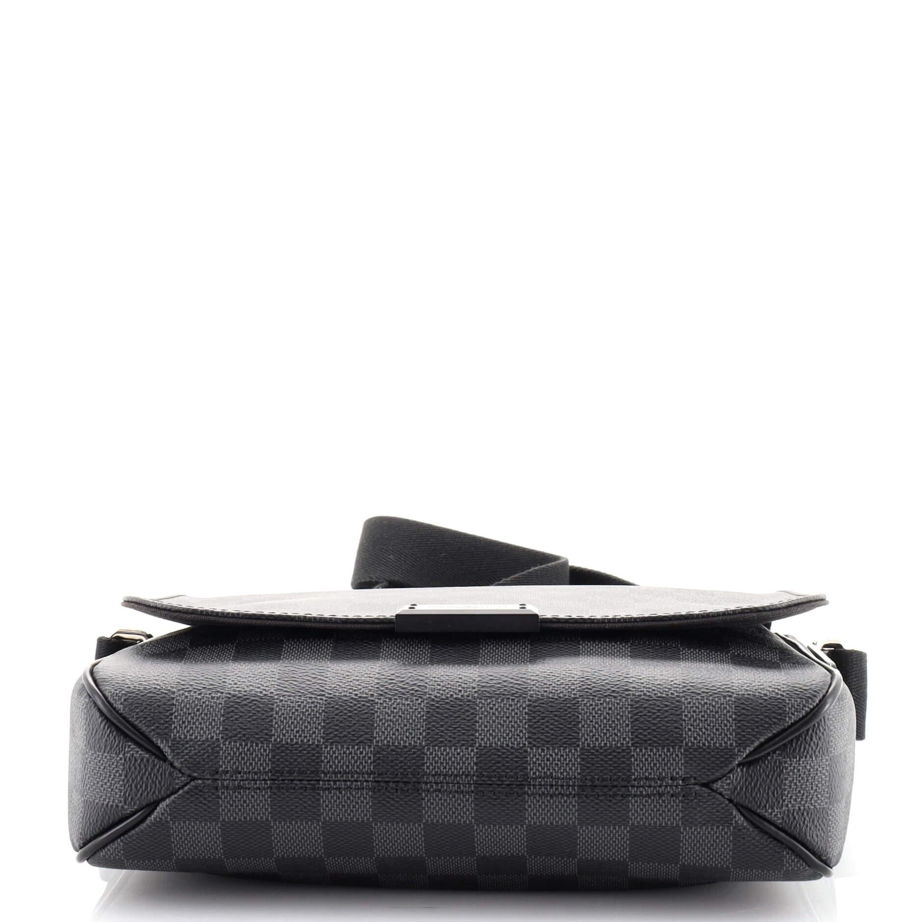 louis vuitton district pm