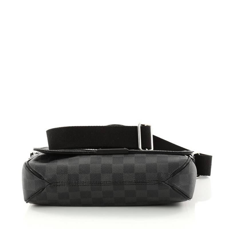 Louis Vuitton District Messenger Bag Damier Graphite PM In Good Condition In NY, NY