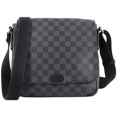 Louis Vuitton District Messenger Bag Damier Graphit PM