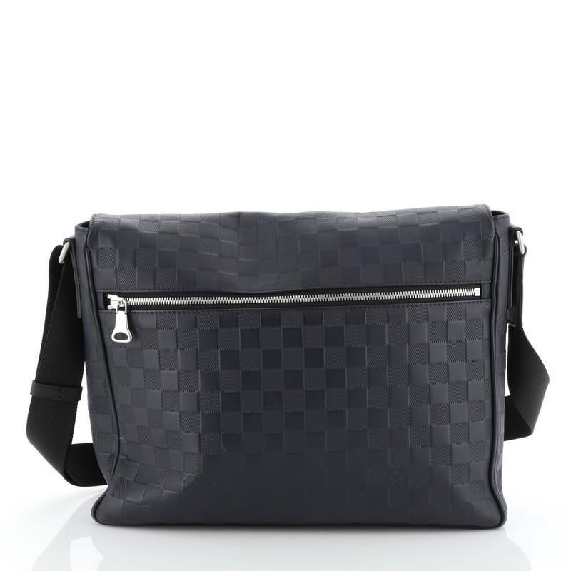 Black Louis Vuitton District Messenger Bag Damier Infini Leather MM 
